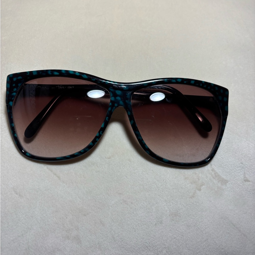 Catalina by Viva Italy Vintage Black and Teal Sunglasses